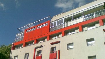 Prístrešok balkóna
